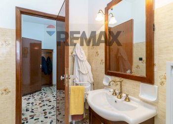 Bagno - Casa indipendente Corso Kennedy
 
6, Troina - foto 22