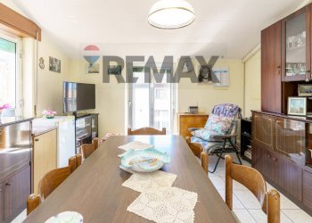 Sala da pranzo - Casa indipendente Corso Kennedy
 
6, Troina - foto 34