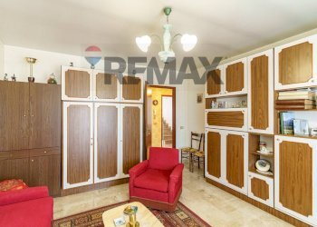 Soggiorno - Casa indipendente Corso Kennedy
 
6, Troina - foto 50