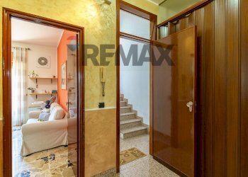 Hall / corridoio - Casa indipendente Corso Kennedy
 
6, Troina - foto 59