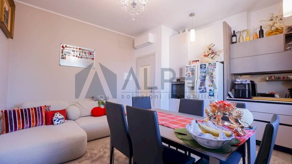 Salone - Three-room apartment via Zambrini, Faenza - photo 1