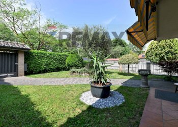 Giardino - Casa semi indipendente Via Palmiro Togliatti
 
14, Cinisello Balsamo - foto 2