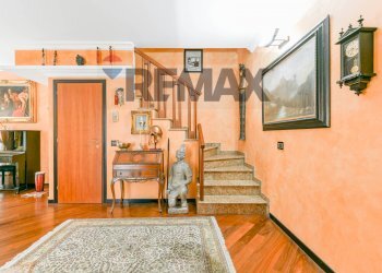 Scale - Casa semi indipendente Via Palmiro Togliatti
 
14, Cinisello Balsamo - foto 12
