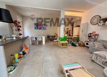 Sala da pranzo - Four-room apartment Via Del Giambellino
 
1, Trieste - photo 13