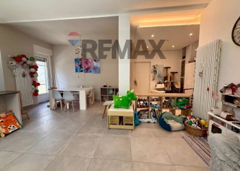 Sala da pranzo - Four-room apartment Via Del Giambellino
 
1, Trieste - photo 14