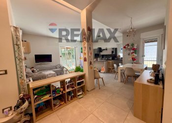 Sala da pranzo - Four-room apartment Via Del Giambellino
 
1, Trieste - photo 19