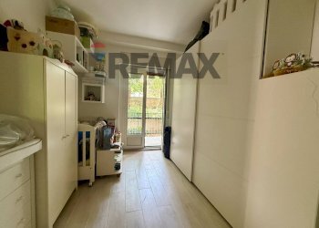 Hall / corridoio - Four-room apartment Via Del Giambellino
 
1, Trieste - photo 20