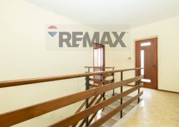 Hall / corridoio - Semi-detached house RUPINPICCOLO
 
11, Sgonico - photo 21