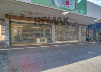 Edificio all\'aperto - Locale Commerciale Via Carlo Vizzotto
 
58, San Donà di Piave - foto 7