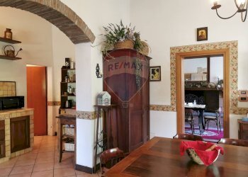 Sala da pranzo - Casa indipendente Via Bondenese
 
127, Cento - foto 19