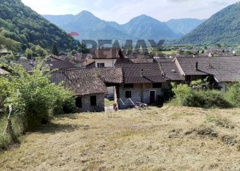 Vista delle montagne - Casa semi indipendente Via Molini
 
17, Fonzaso - foto 5
