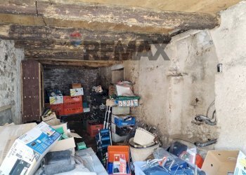 Dispensa di stoccaggio - Casa semi indipendente Via Molini
 
17, Fonzaso - foto 19