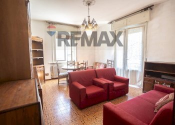 Sala da pranzo - Three-room apartment Via Timavo
 
6, Fidenza - photo 8