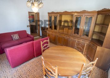 Sala da pranzo - Three-room apartment Via Timavo
 
6, Fidenza - photo 10