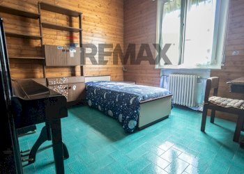 Camera / camera da letto - Three-room apartment Via Timavo
 
6, Fidenza - photo 21