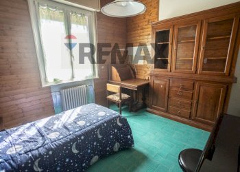 Camera / camera da letto - Three-room apartment Via Timavo
 
6, Fidenza - photo 24