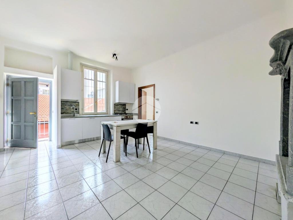 Two-room apartment Via Giuseppe Candiani, Milano (neighborhood Dergano) - photo 2