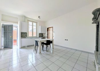 Two-room apartment Via Giuseppe Candiani, Milano (neighborhood Dergano) - photo 2