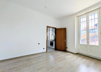 Two-room apartment Via Giuseppe Candiani, Milano (neighborhood Dergano) - photo 13