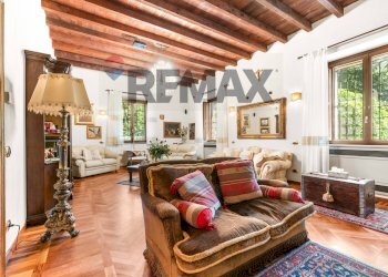 Soggiorno - Villa Via Vigorelli
 
160, Casteggio - foto 5
