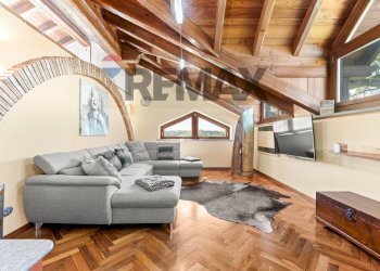 Soggiorno - Villa Via Vigorelli
 
160, Casteggio - foto 33