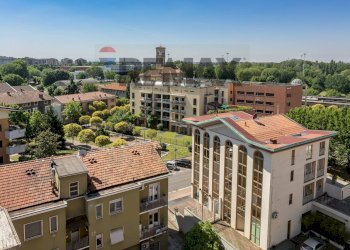 Edificio all\'aperto - Attico via Cesare Battisti
 
11, San Donato Milanese - foto 21