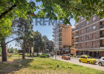 Edificio all\'aperto - Attico via Cesare Battisti
 
11, San Donato Milanese - foto 43
