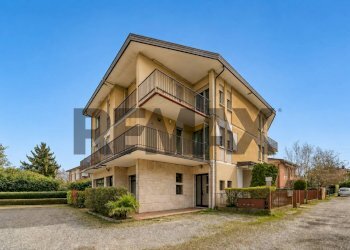 Edificio all\'aperto - Ufficio via Barbariga
60, Stra - foto 17