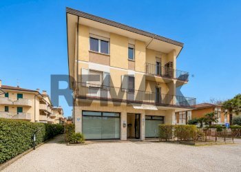 Edificio all\'aperto - Ufficio via Barbariga
60, Stra - foto 18