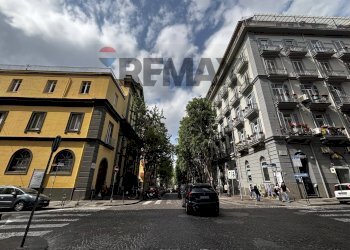 Edificio all\'aperto - Trilocale Via Gian Lorenzo Bernini
 
58, Napoli - foto 23