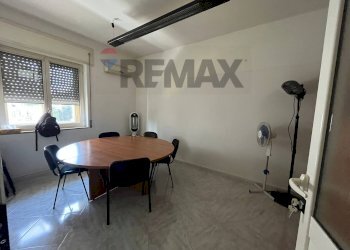 Sala da pranzo - Office via Alessandro Manzoni
 
229, San Giorgio a Cremano - photo 13