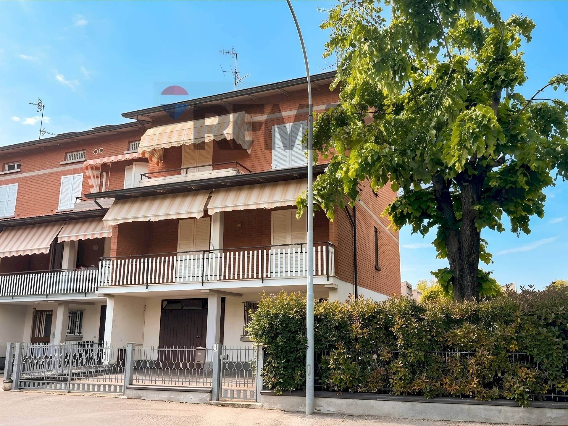 Edificio all\'aperto - Terraced Villa VIA PUSKIN
4, Cavriago - photo 2