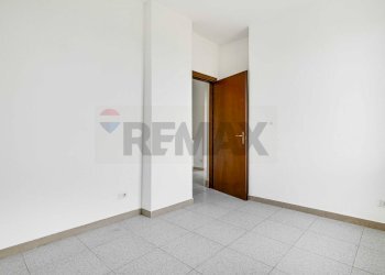 Stanza vuota - Three-room apartment Via Torino
 
190, Caronno Pertusella - photo 16