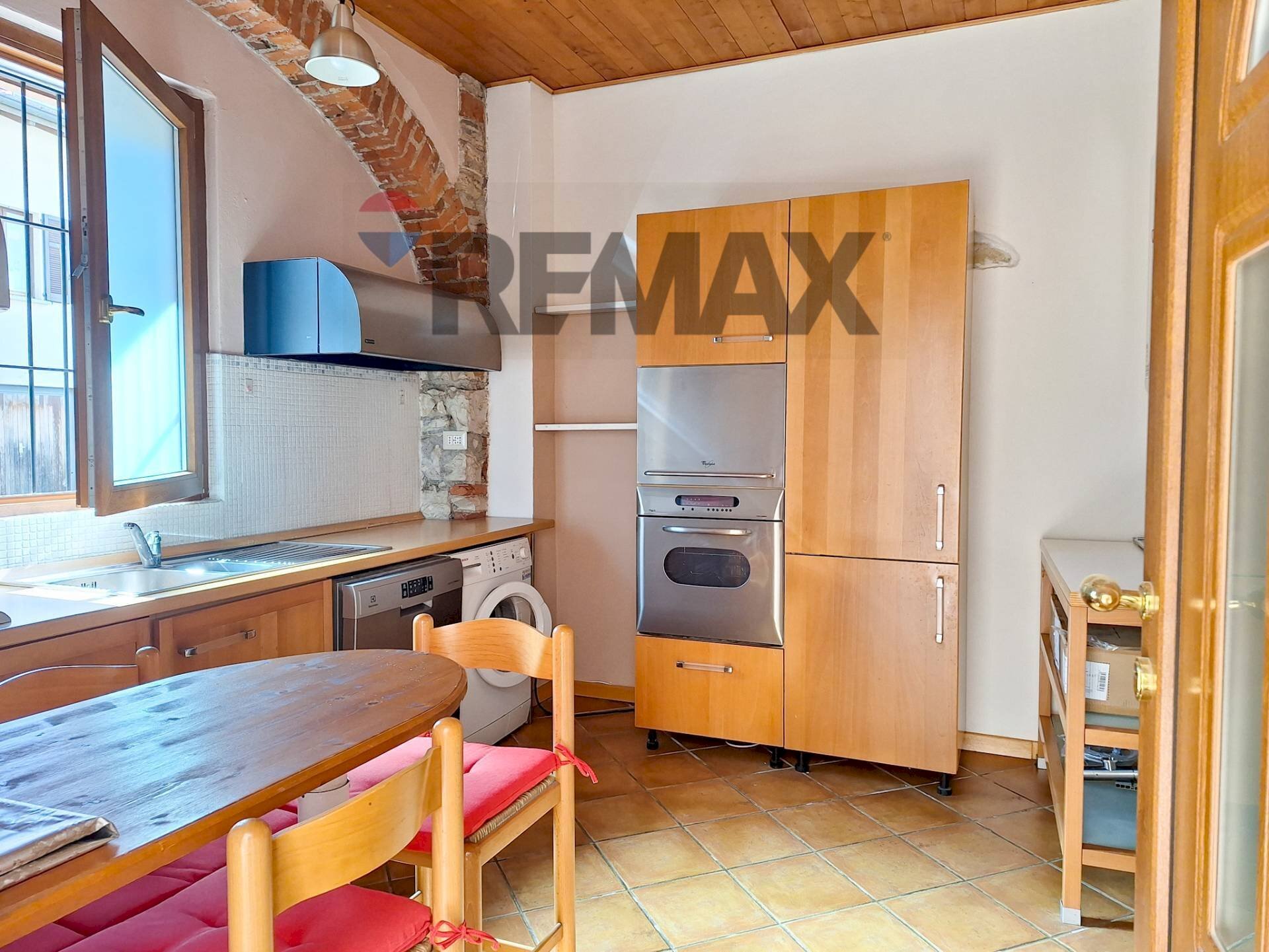 Cucina - Bilocale Via Case Nuove
6, Gavirate - foto 3