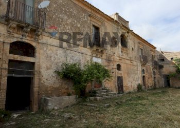 Edificio all\'aperto - Rustico C.da Cavalusi, Ragusa - foto 7