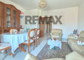 Sala da pranzo - Appartamento via Risorgimento
 
217, Modica - foto 3