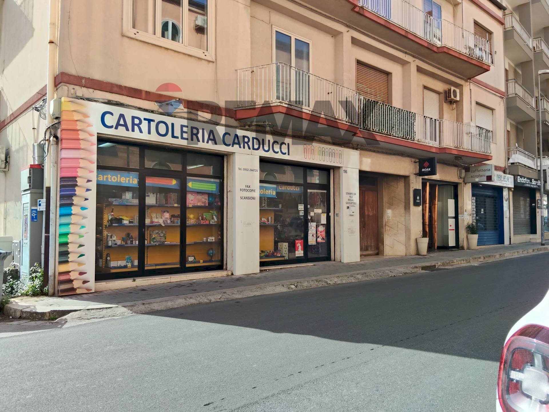 Edificio all\'aperto - Commercial Activity Via Carducci
 
196, Ragusa - photo 1