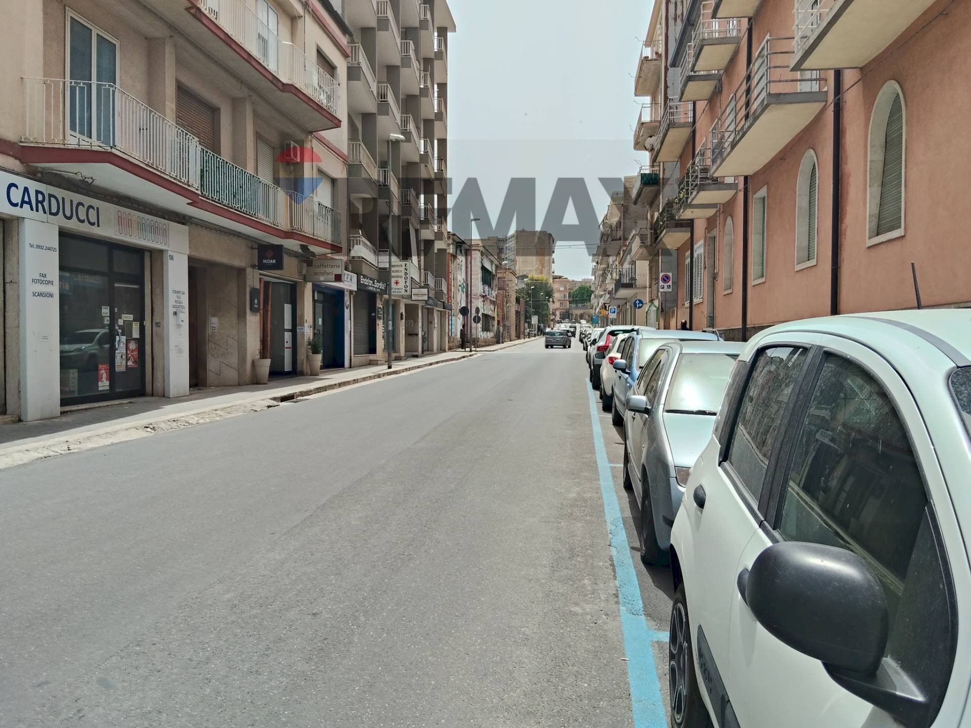 Edificio all\'aperto - Commercial Activity Via Carducci
196, Ragusa - photo 3