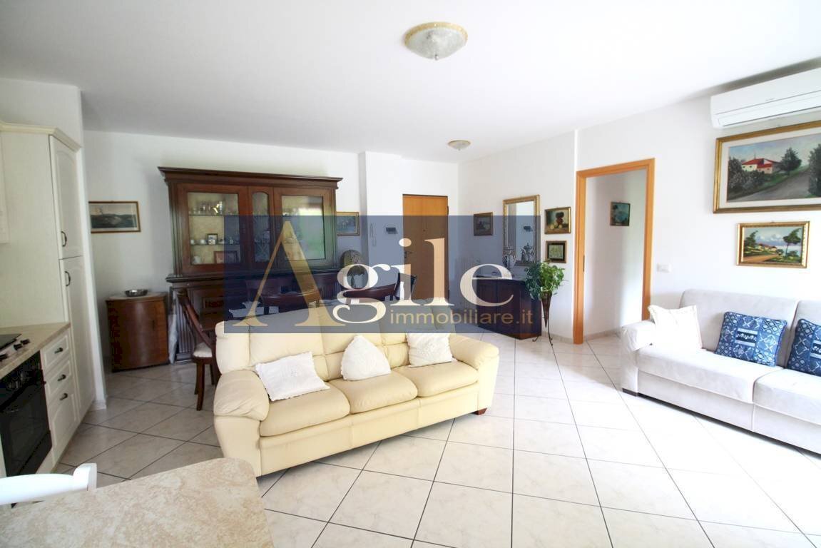 Foto 1 - Three-room apartment via costantino rozzi, Folignano - photo 1