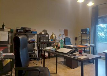 Foto 1 - Office via pietrasantina
1, San Giuliano Terme - photo 1