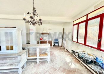 Sala da pranzo - Villa Via Federico II
 
9, Terrasini - photo 1
