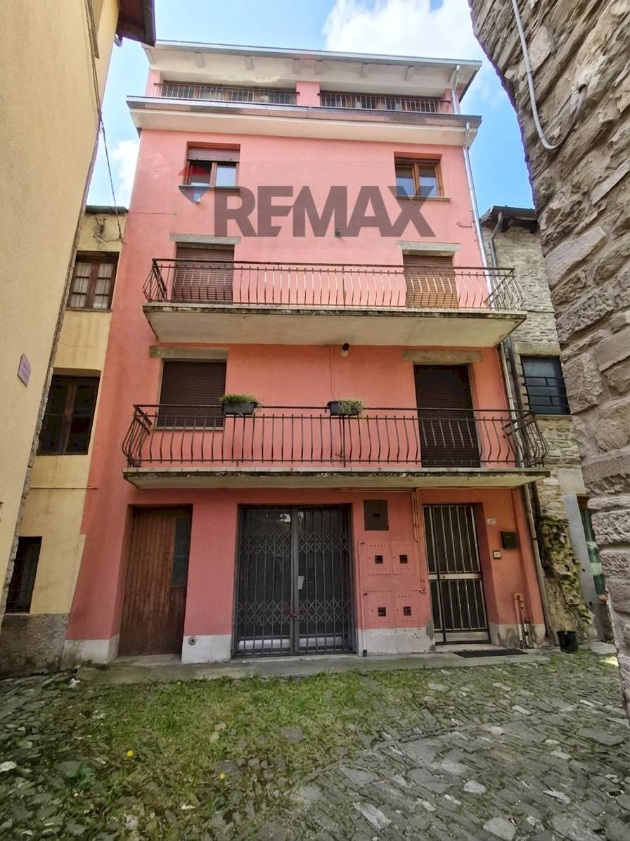 Edificio all\'aperto - Bilocale vicolo Vedronara
 
3, Berceto - foto 1