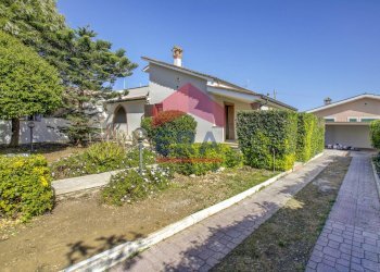 Foto 3 - Semi-detached house Via Formia
 
1, Ardea - photo 3