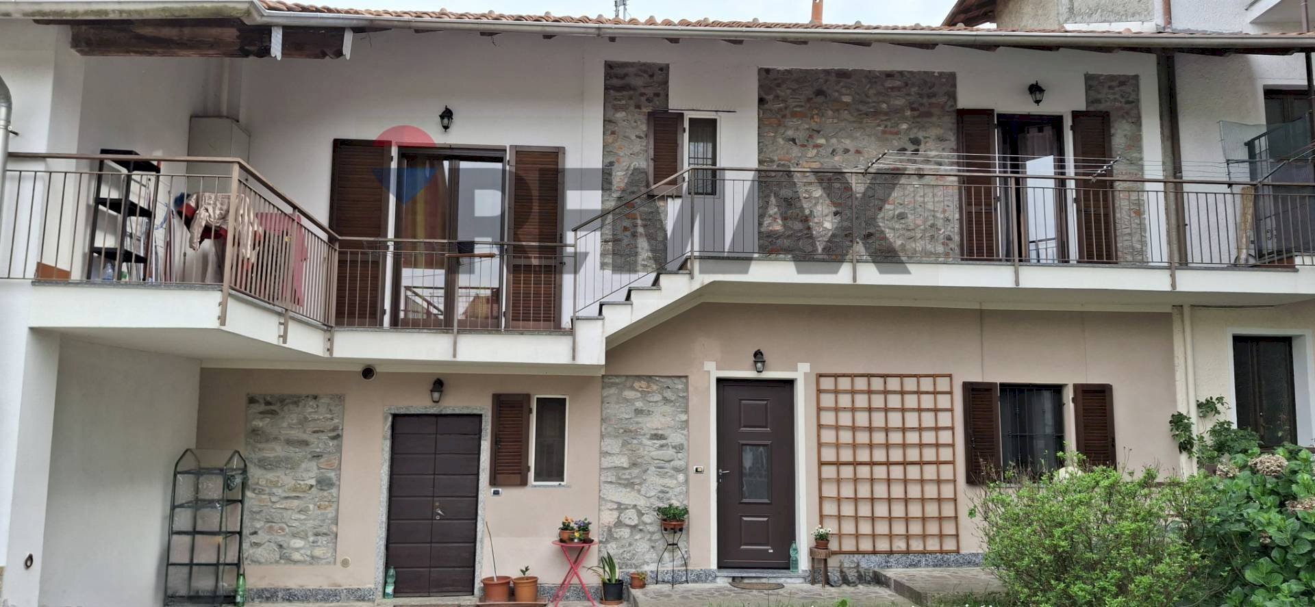 Casa all\'aperto - Casa semi indipendente via Glisente
 
31, Dormelletto - foto 1
