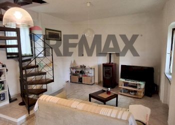 Soggiorno - Casa semi indipendente via Glisente
31, Dormelletto - foto 4