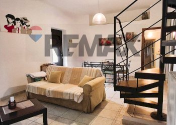 Soggiorno - Casa semi indipendente via Glisente
31, Dormelletto - foto 6