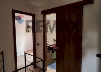 Hall / corridoio - Casa semi indipendente via Glisente
31, Dormelletto - foto 19