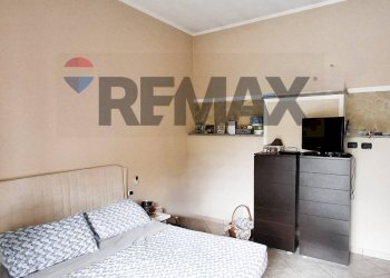Camera / camera da letto - Casa semi indipendente via Glisente
31, Dormelletto - foto 22
