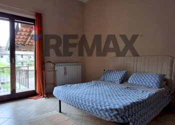 Camera / camera da letto - Casa semi indipendente via Glisente
31, Dormelletto - foto 24