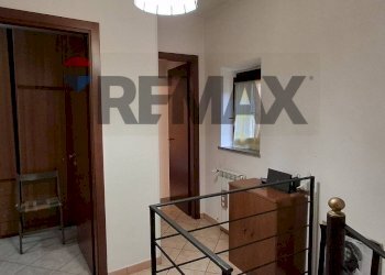 Hall / corridoio - Casa semi indipendente via Glisente
31, Dormelletto - foto 27